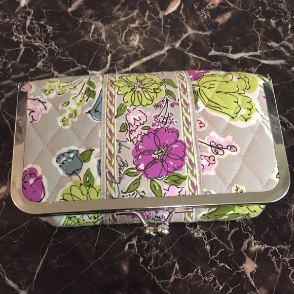 Vera Bradley Handbags - Vera Bradley Cosmetic Case